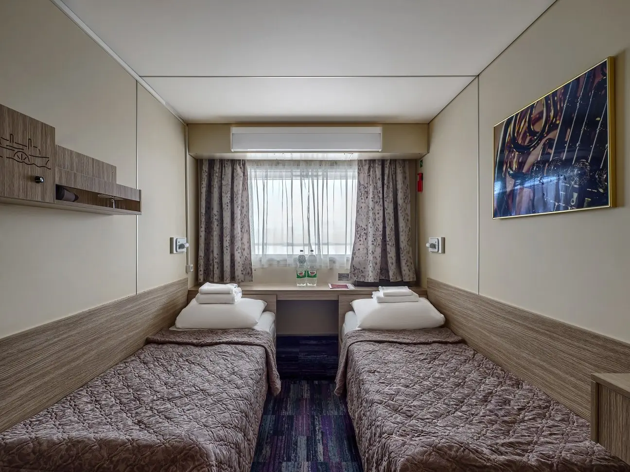 Феликс Дзержинский 2-местная одноярусная каюта