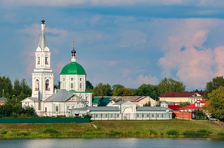 Теплоход Феликс Дзержинский